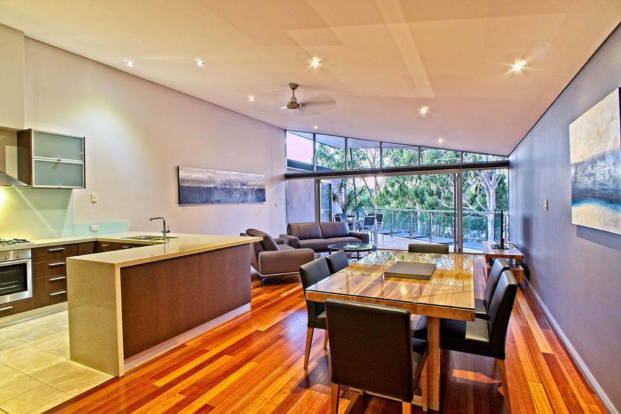 Central Avenue Apartments Margaret River Esterno foto