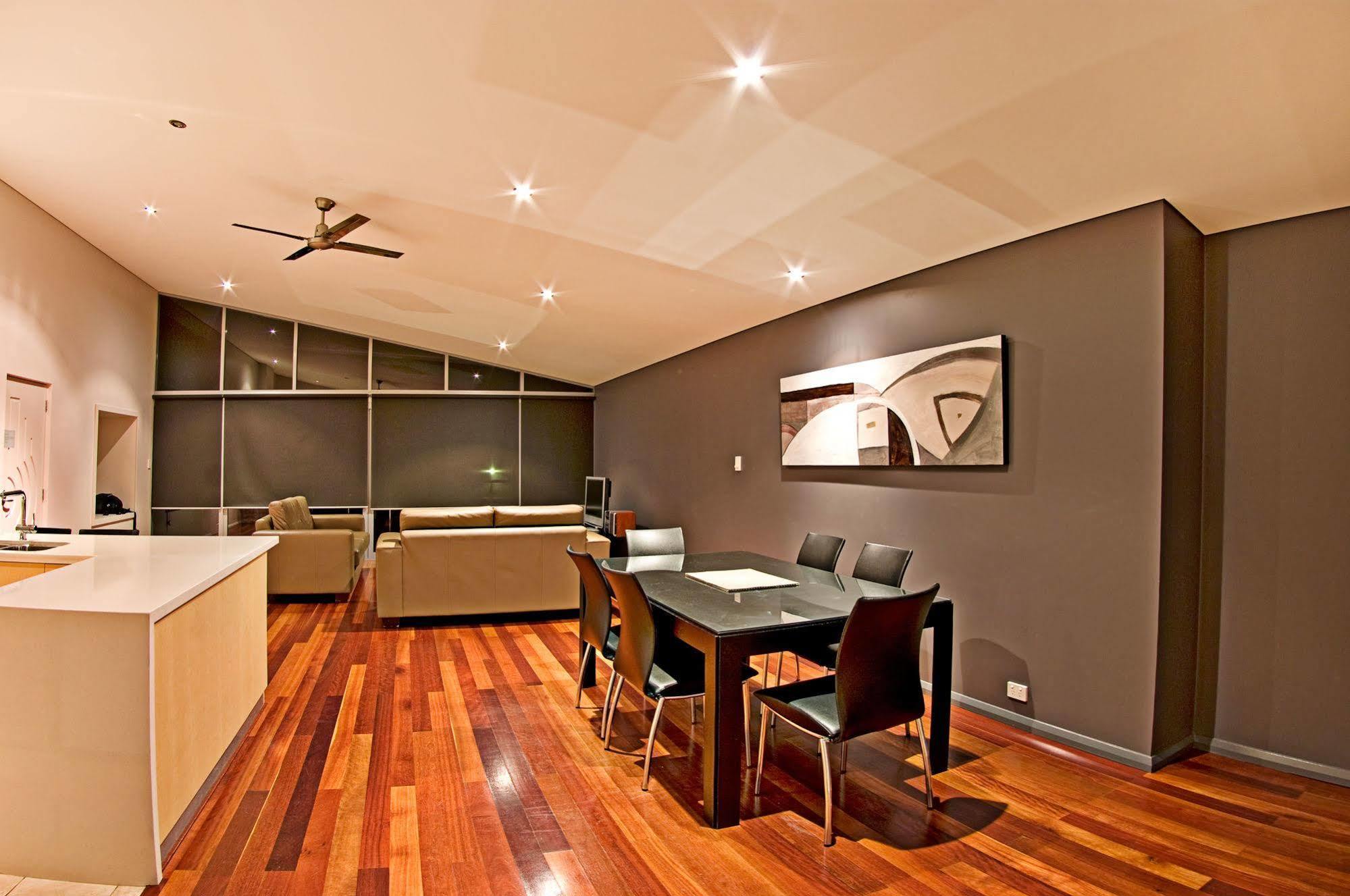 Central Avenue Apartments Margaret River Esterno foto